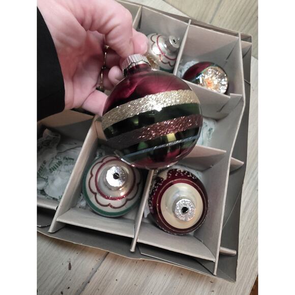 Christopher Radko Shiny Brite 8 Christmas Ornaments Mixed Frosted Reflector Read - Picture 5 of 13